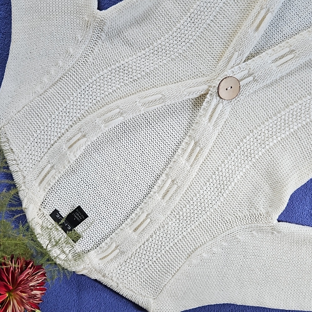 Womens Venue Sweater Size Large